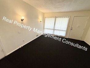 4001 E 47th St in Kansas City, MO - Building Photo - Building Photo