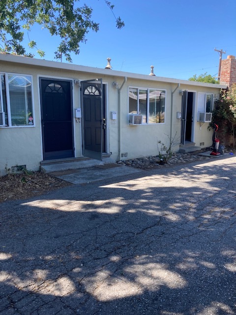 3123 Alma St in Palo Alto, CA - Foto de edificio - Building Photo