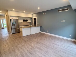 550 Sandison St in Windsor, ON - Building Photo - Building Photo