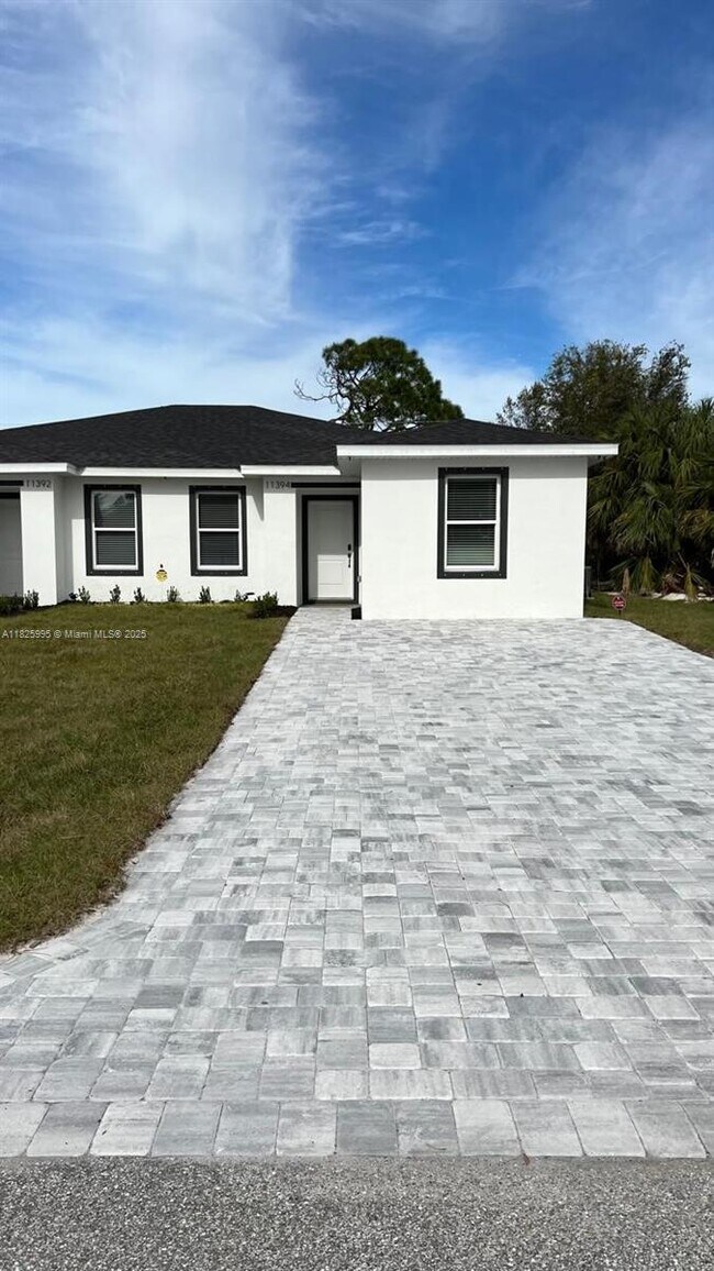 11394 Poplin Ave in Englewood, FL - Building Photo - Building Photo