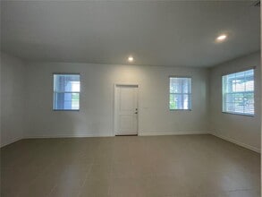 1881 Fulfillment Dr in Kissimmee, FL - Building Photo - Building Photo