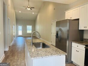 110 Lenox Cir in Lagrange, GA - Building Photo - Building Photo