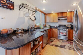 936 N 79th St in Seattle, WA - Building Photo - Building Photo