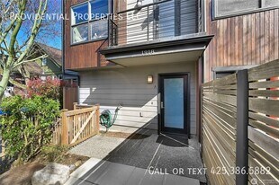1918A N 46th St in Seattle, WA - Building Photo