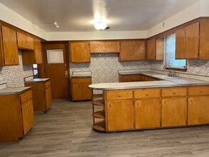7159 S Sacramento Ave in Chicago, IL - Building Photo - Building Photo