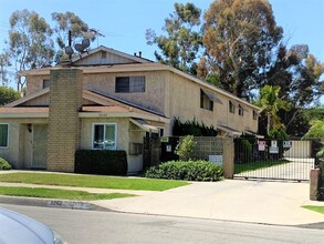 9242 Park St in Bellflower, CA - Building Photo - Primary Photo