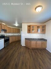 1925 E Murray St in Rawlins, WY - Building Photo - Building Photo