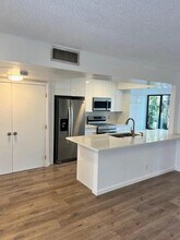 1161 NW 13th St in Boca Raton, FL - Building Photo - Building Photo