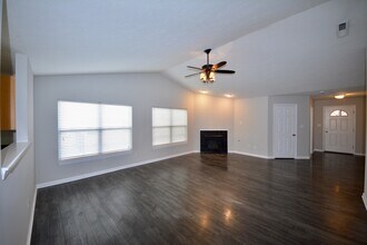 13422 Smokey Quartz Ln in Fishers, IN - Building Photo - Building Photo