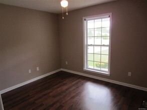 202 Riverview Dr in Daleville, AL - Foto de edificio - Building Photo
