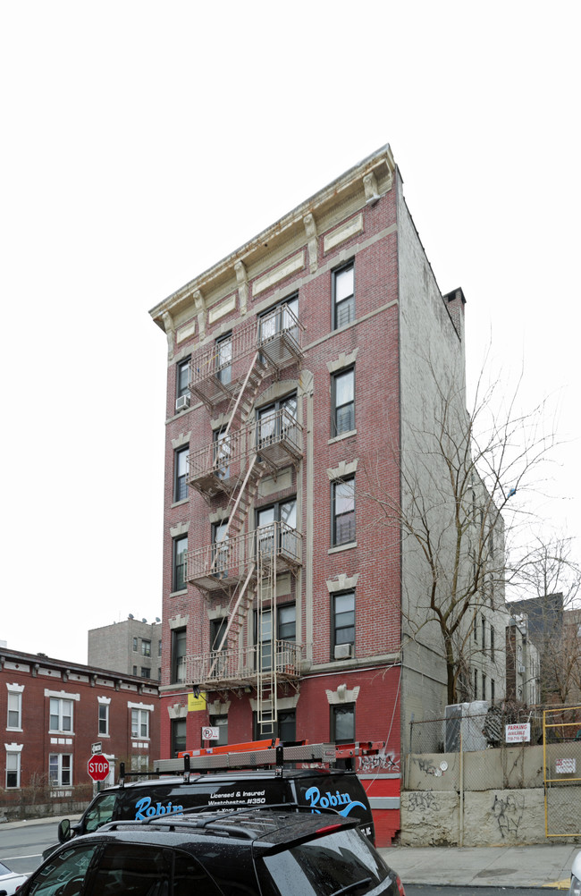 2801 Valentine Ave in Bronx, NY - Foto de edificio - Building Photo