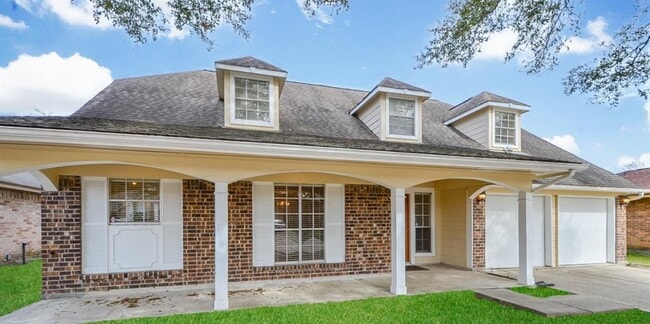 property at 3338 Walhalla Dr