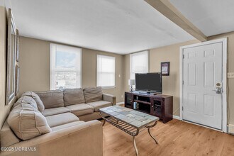 549 Brielle Rd in Manasquan, NJ - Building Photo - Building Photo