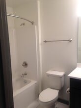 River Lofts West in Lynchburg, VA - Foto de edificio - Building Photo