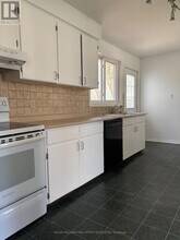 312 Pineview Gardens in Shelburne, ON - Building Photo - Building Photo