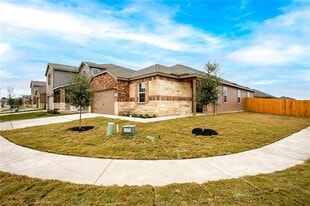 104 Mount Vernon Way in Liberty Hill, TX - Building Photo