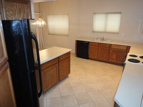 233 W Verano Pl in Gilbert, AZ - Building Photo - Building Photo