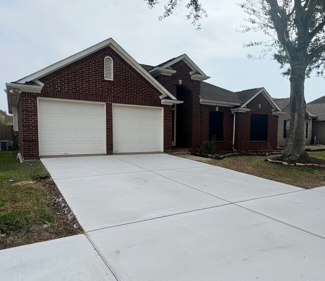 property at 3615 Somerton Dr