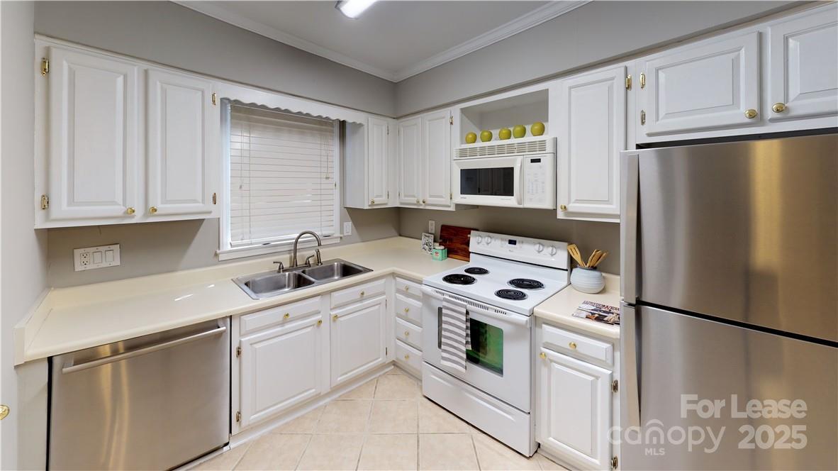 3709 Colony Crossing Dr in Charlotte, NC - Building Photo