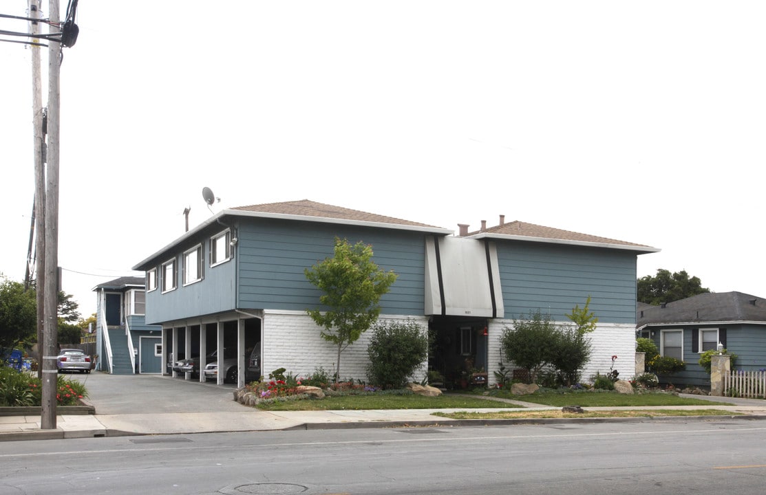 Pajaro Apartments in Salinas, CA - Foto de edificio