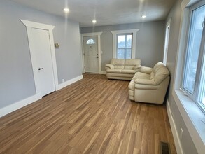 49 Fellsview Ave in Medford, MA - Building Photo - Building Photo