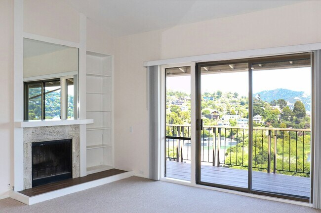 30 Harbor Oak Dr in Tiburon, CA - Building Photo - Building Photo