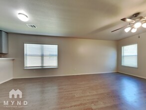 21002 Twining Rose Ln in Tomball, TX - Building Photo - Building Photo