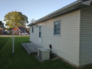 303 W Wernsing Ave in Effingham, IL - Building Photo - Building Photo