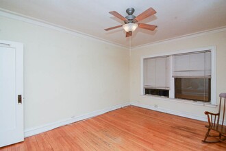 1167 N Dearborn St in Chicago, IL - Building Photo - Building Photo