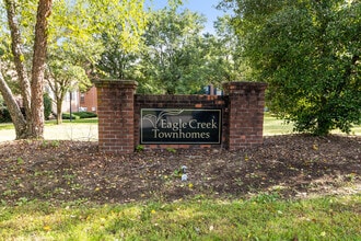 EAGLE CREEK TOWNHOMES in Lexington, KY - Building Photo - Building Photo