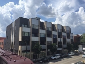 property at 2410 W Bloomingdale Ave