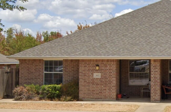 3617 Glenna Ct, Unit 3617 in College Station, TX - Foto de edificio - Building Photo