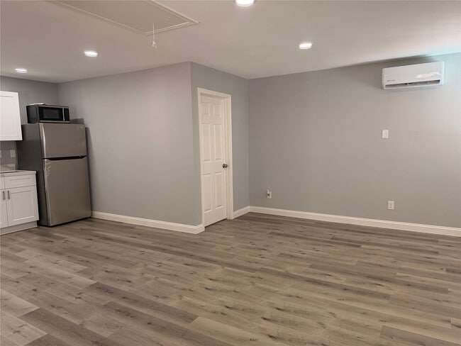 6846 Hertford Park Dr in Houston, TX - Building Photo - Building Photo