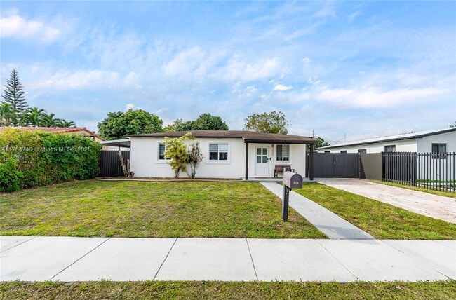 property at 220 E 62nd St