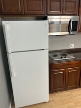 521 Island Breeze Ln, Unit 1 bedroom apartment full in San Diego, CA - Foto de edificio - Building Photo