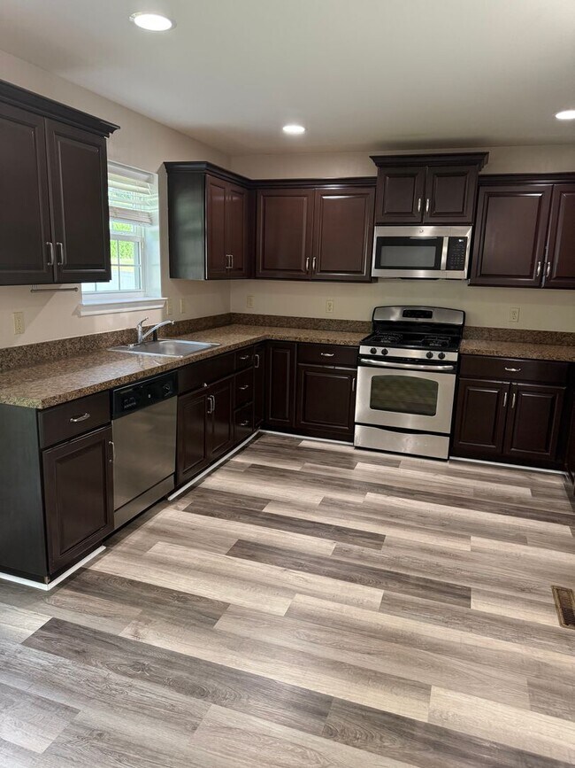 119 Highlands Cir in Easton, PA - Building Photo - Building Photo