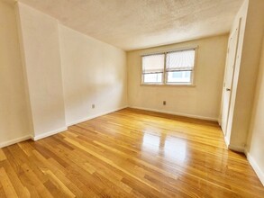 183 Reservoir Ave in Revere, MA - Building Photo - Building Photo