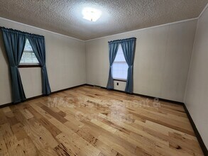 4914 S Grundy Quarles Hwy in Bloomington Springs, TN - Building Photo - Building Photo