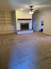 3314 81st St, Unit B in Lubbock, TX - Building Photo - Building Photo