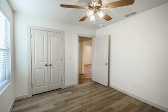 8005 Date Ave in Lubbock, TX - Building Photo - Building Photo