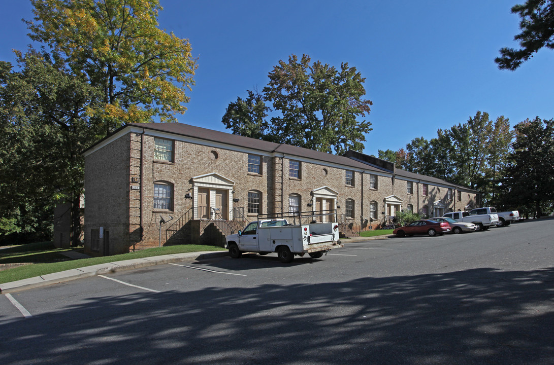 Granville Townhouse Apartments in Charlotte, NC - Building Photo