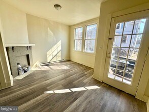 210 Pear St in Cumberland, MD - Foto de edificio - Building Photo