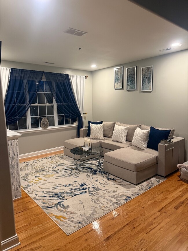 property at 278 Windmill Ct