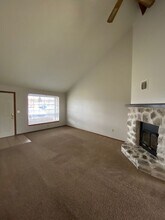 3503 Cascade Loop in Yakima, WA - Building Photo - Building Photo