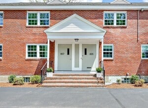 405 Washington St in Westwood, MA - Building Photo - Building Photo