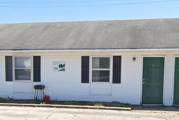 property at 706 W Cunningham Dr