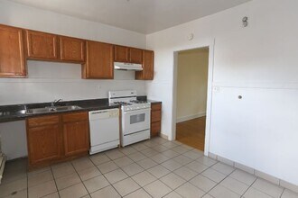 1130 W Oakdale Ave in Chicago, IL - Building Photo - Building Photo