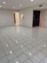 13701 SW 84th St in Miami, FL - Building Photo - Building Photo