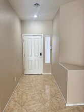 1113 E Oceanwood Ave in North Las Vegas, NV - Building Photo - Building Photo