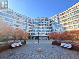 1001 Cedarglen Gate in Mississauga, ON - Building Photo